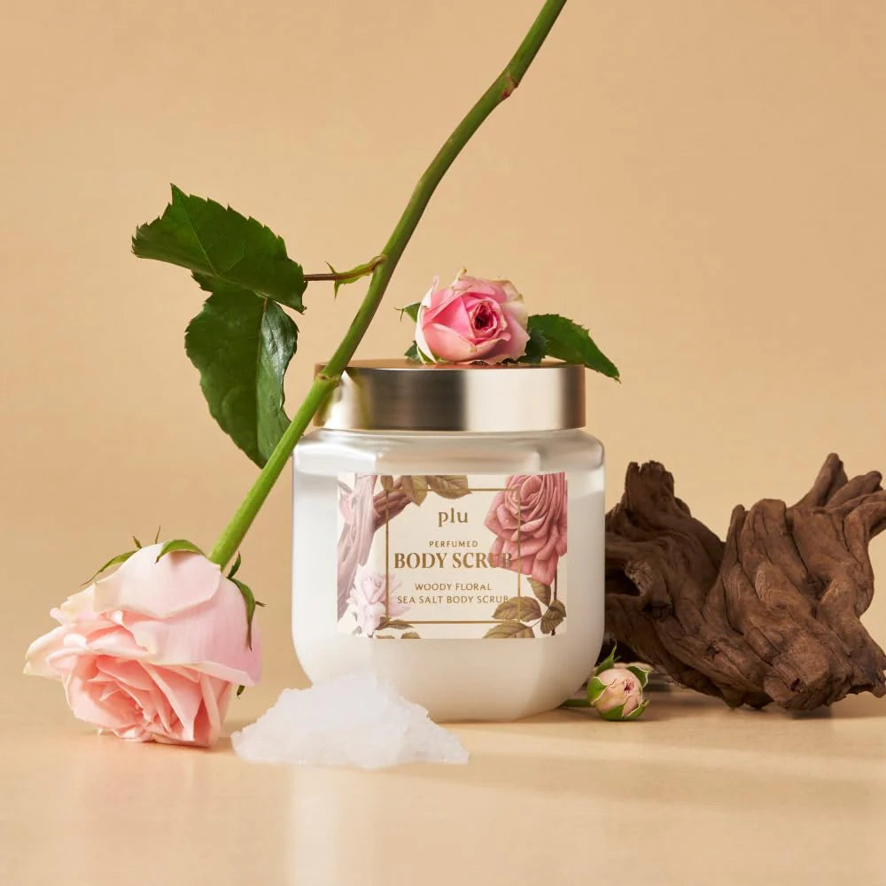 PLU PERFUMED SEA SALT BODY SCRUB WOODY FLORAL