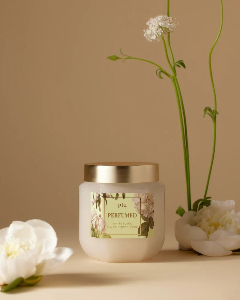 PLU PERFUMED SEA SALT BODY SCRUB WHITE BLANC