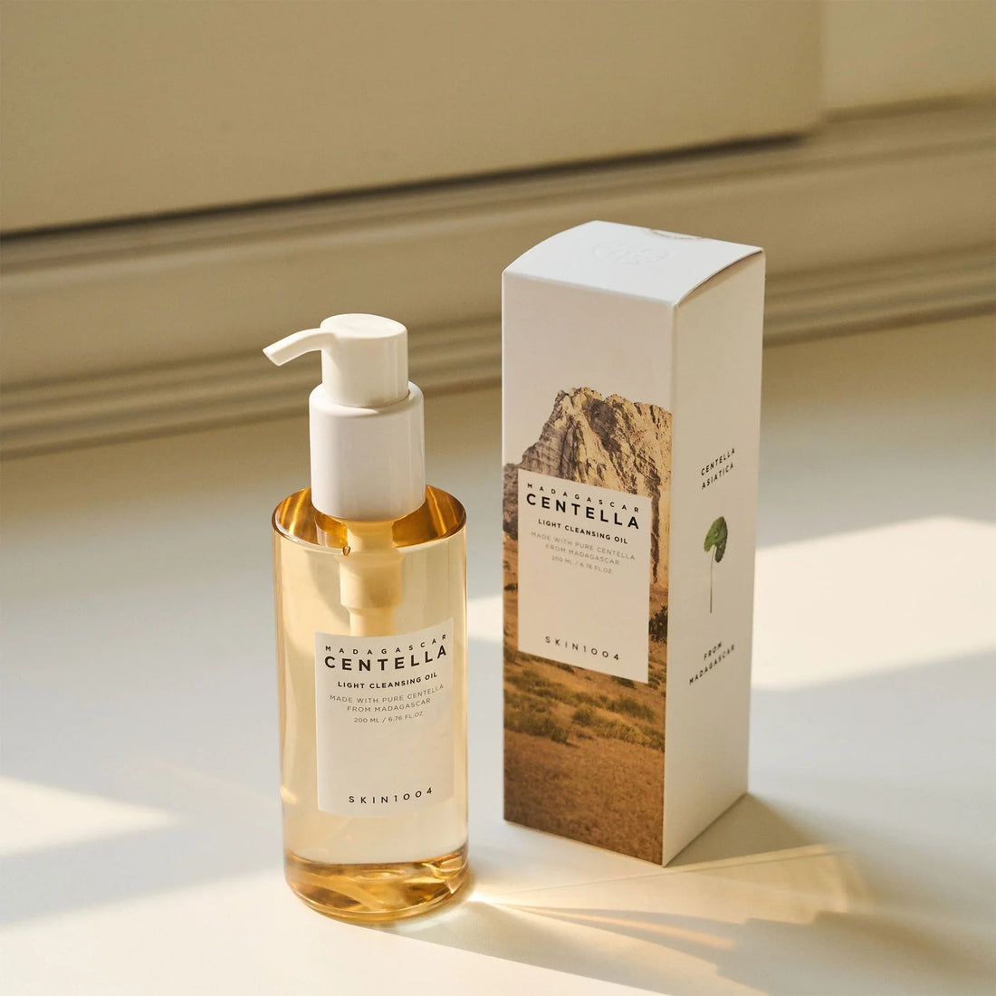 Skin1004 Madagascar Centella Light Cleansing Oil 200 ml